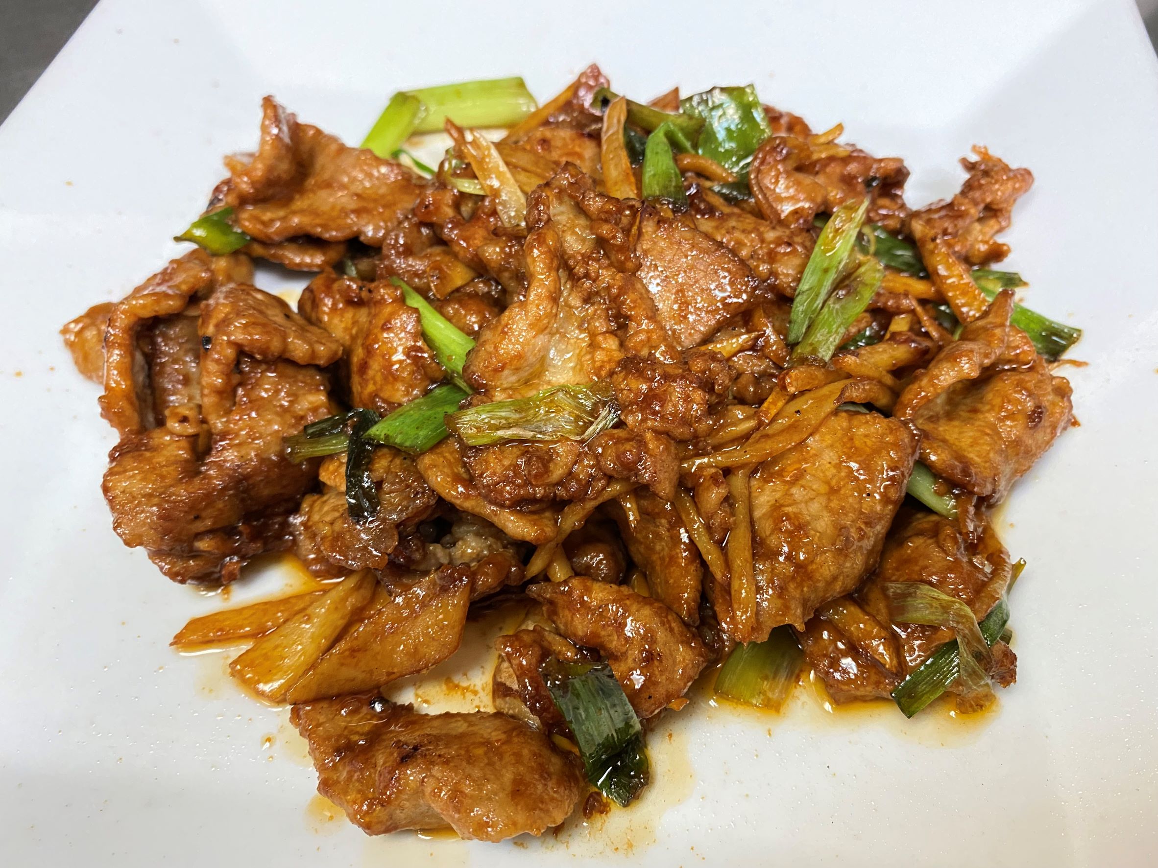 Order Beef Spicy Ginger food online from Red Pepper Chinese Restaurant store, RICHFIELD on bringmethat.com