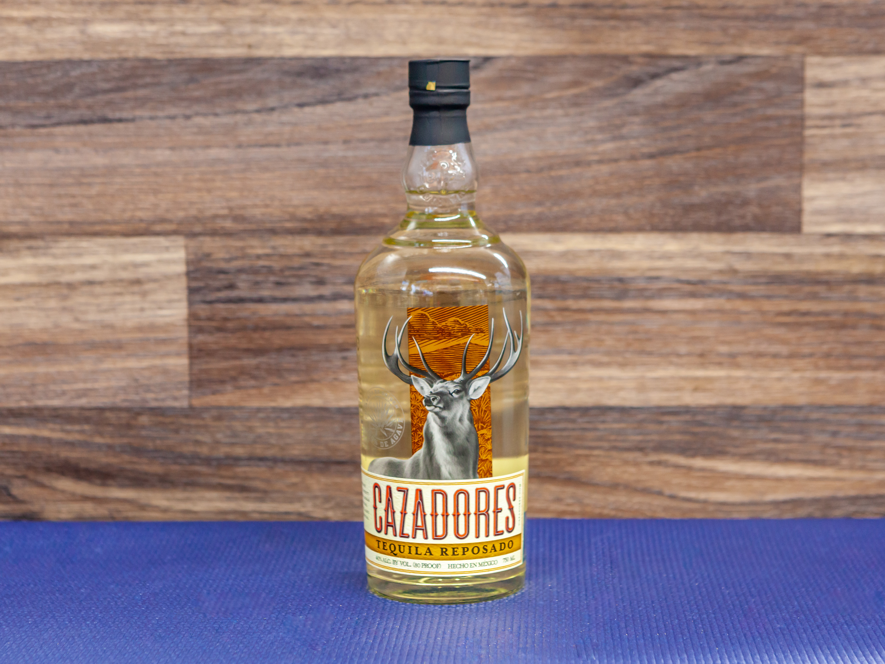 Order Cazadores Reposado, 750 ml. Tequila, 40.0% ABV food online from Day & Night Liquor & Market store, Venice on bringmethat.com