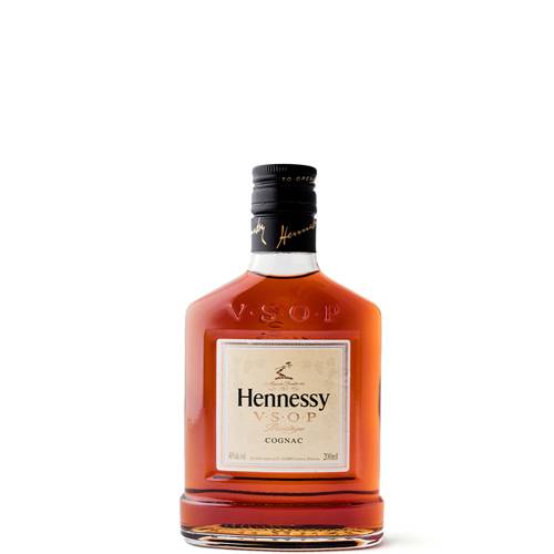 Order Hennessy VSOP Privilege Cognac 200 ml food online from Windy City Liquor Market store, El Cajon on bringmethat.com