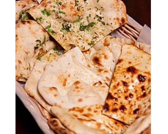 Order Assorted Naan Basket food online from Tandoor Char House River North store, Chicago on bringmethat.com