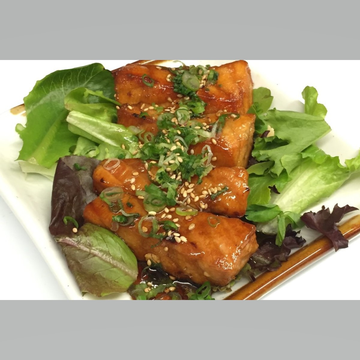 Order Oishii Salmon food online from Noshi Sushi store, Los Angeles on bringmethat.com