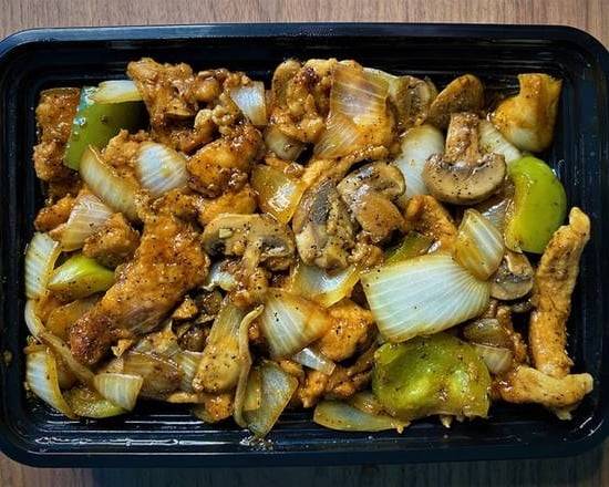 Order Black Pepper Chicken food online from Little Chef Chinese Takeout @Aztec Food Hub store, San Diego on bringmethat.com