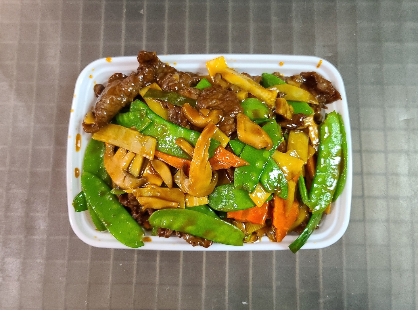 Order Beef w. Mushroom food online from China King store, Florissant on bringmethat.com