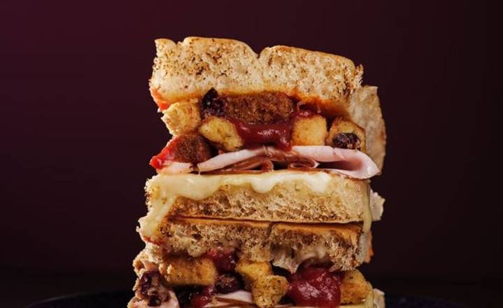 Order Holiday Turkey Sandwich food online from Caffe Nero store, Winchester on bringmethat.com