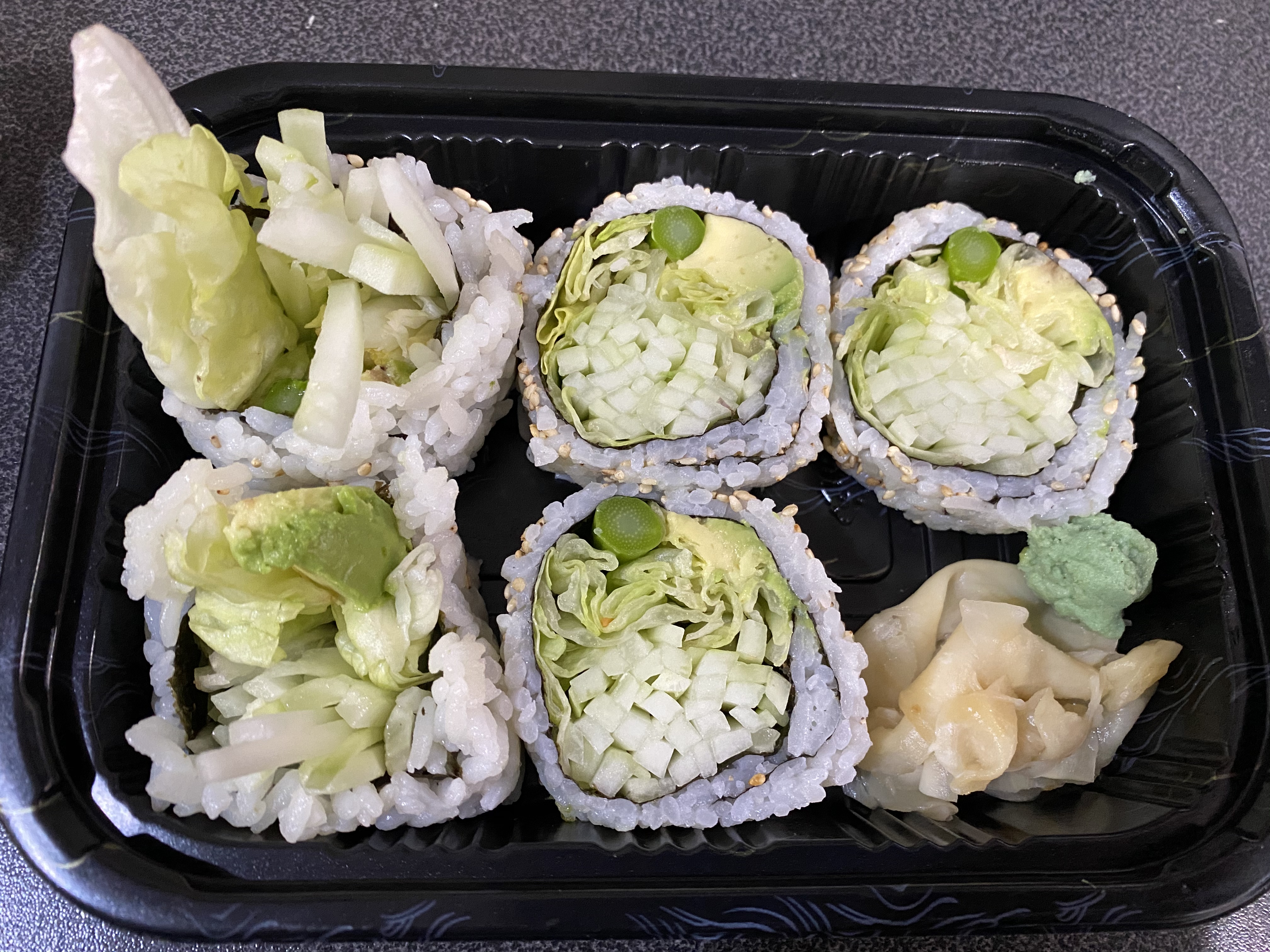 Order Vegetable Roll food online from Bayard Sushi store, New York on bringmethat.com