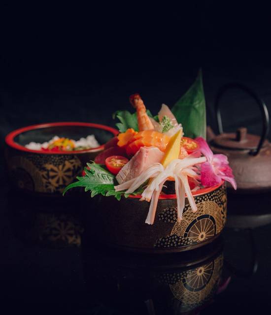 Order Chirashi Bowl food online from Aikan Sushi & Ramen store, Artesia on bringmethat.com