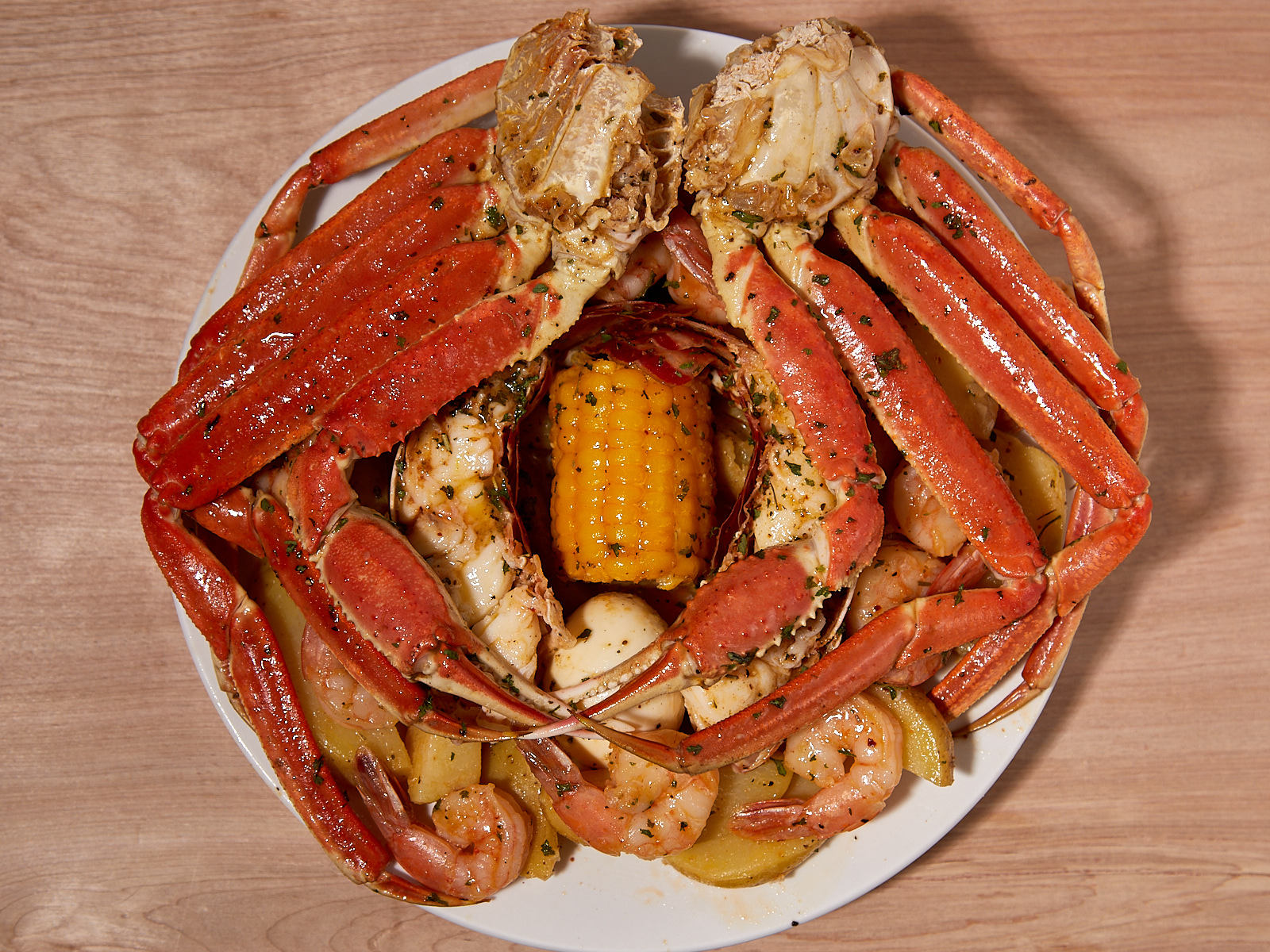Order 7. Whole Pot Combo food online from Kracked Crab store, Albany on bringmethat.com