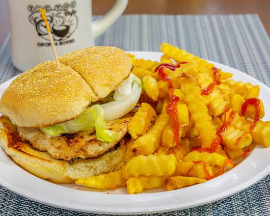Order Grilled Chicken Sandwich food online from Tic Toc Cafe store, Metairie on bringmethat.com
