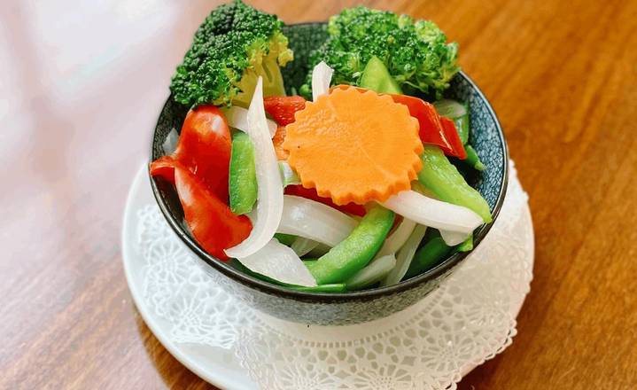 Order Steamed Vegetables food online from 5 Thai Bistro store, Portsmouth on bringmethat.com