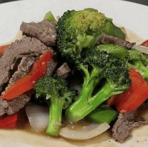 Order Broccoli Beef food online from Bintoh Thai store, Fairfield on bringmethat.com