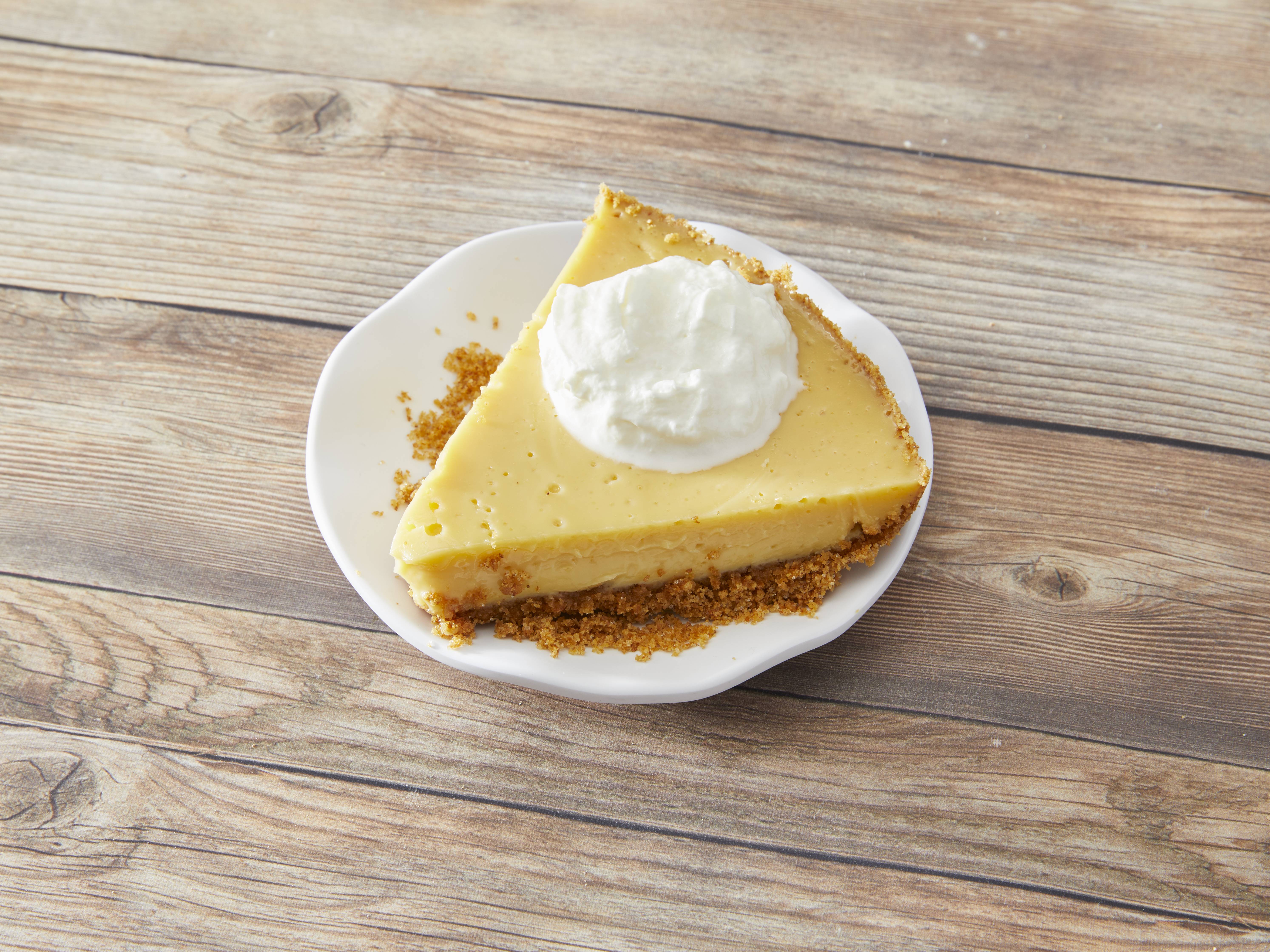 Order Key Lime Pie food online from Glenns Diner store, Chicago on bringmethat.com