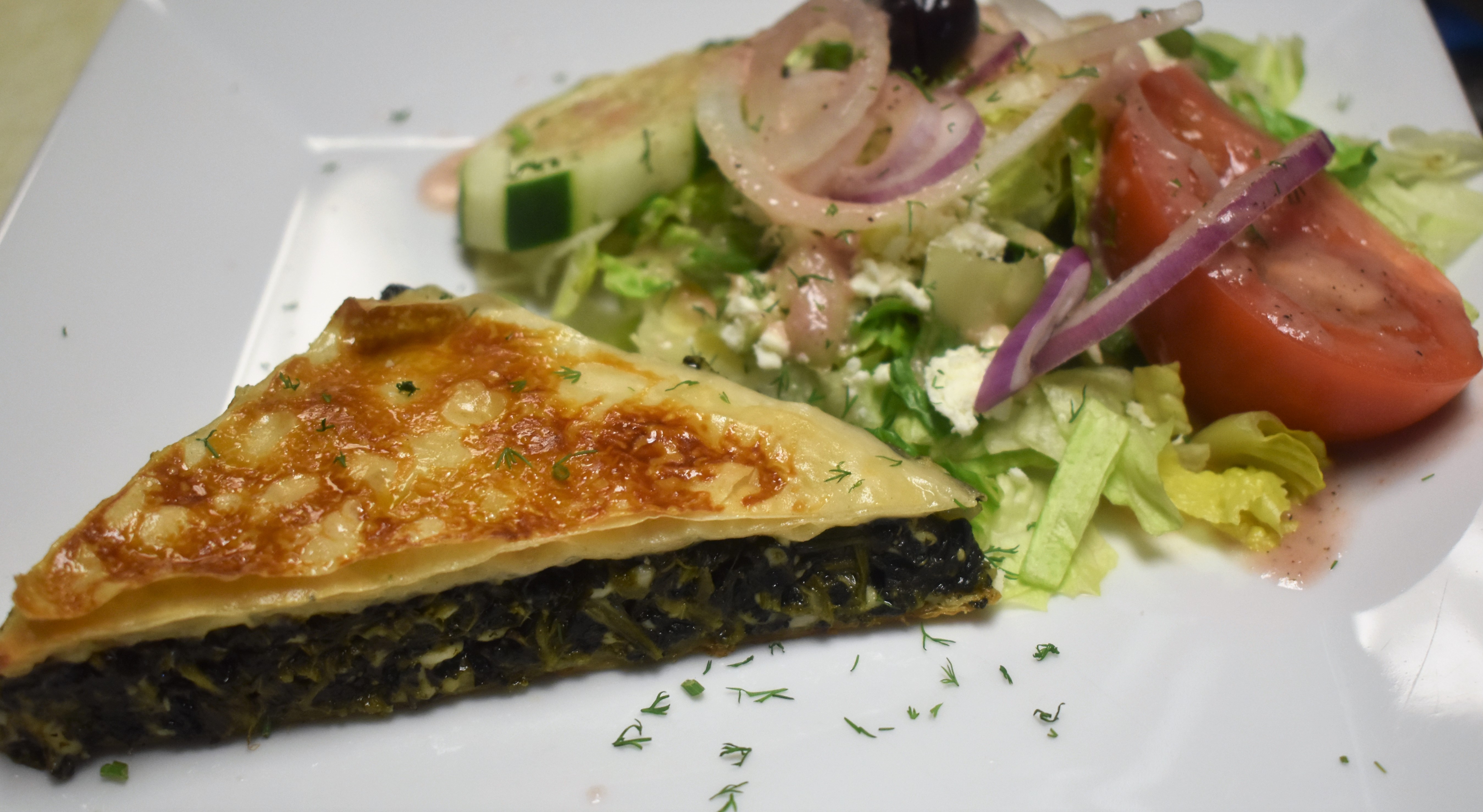 Order Spinach Pie Quick Platter food online from Yummy Gyro store, Willston Park on bringmethat.com