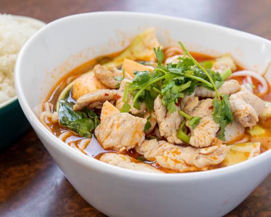Order Chicken Clay Pot Rice Noodles（鸡肉砂锅米线） food online from V Wang Cafe store, Albuquerque on bringmethat.com