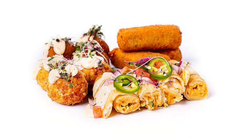 Order *Signature Sampler* food online from Tap Room store, Patchogue on bringmethat.com