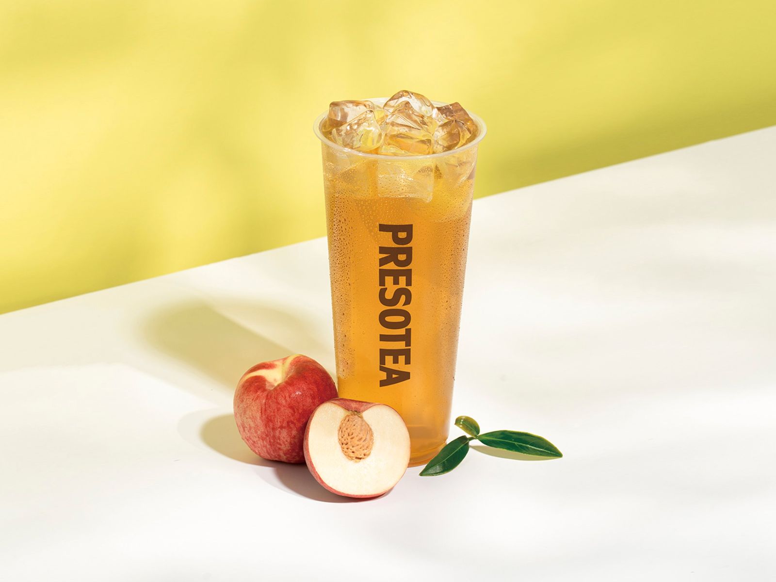 Order White Peach Oolong Tea food online from Presotea store, Hastings on bringmethat.com