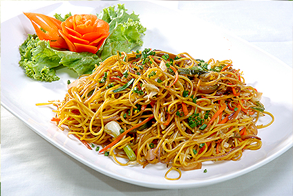 Order 79. Hakka Noodles food online from Sultan Indian Cuisine store, Lansdale on bringmethat.com