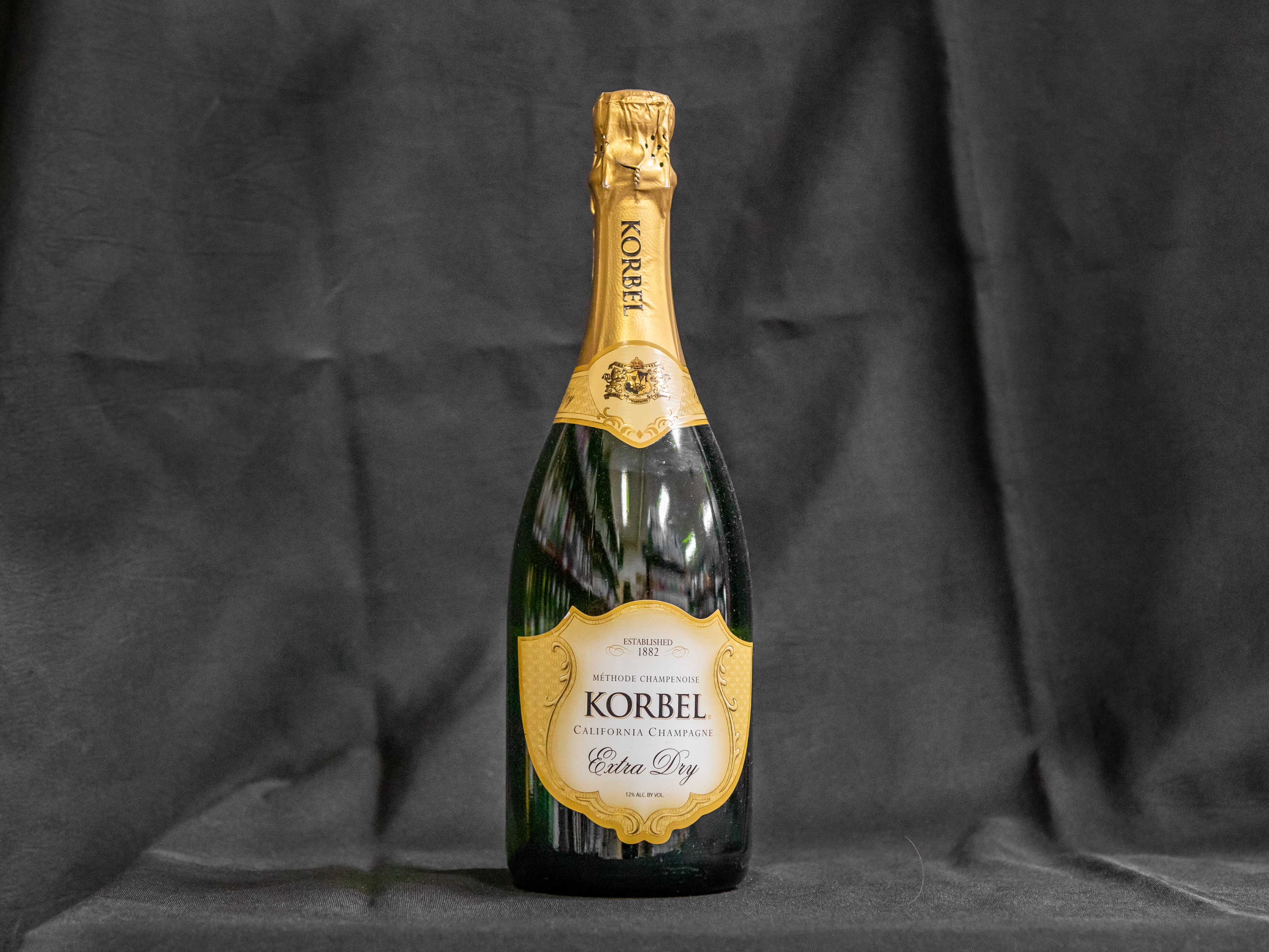 Order Korbel Extra Dry California Champagne food online from Glenrose Liquor store, Glendale on bringmethat.com