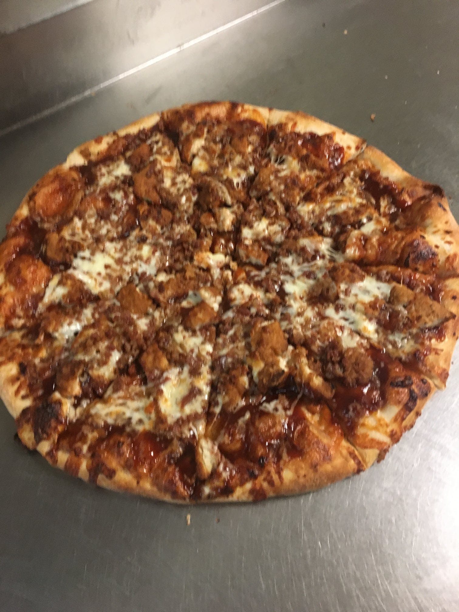 Order BBQ Chicken Pizza - Medium 14'' food online from Pops & Son Pizzeria store, Pittsburgh on bringmethat.com