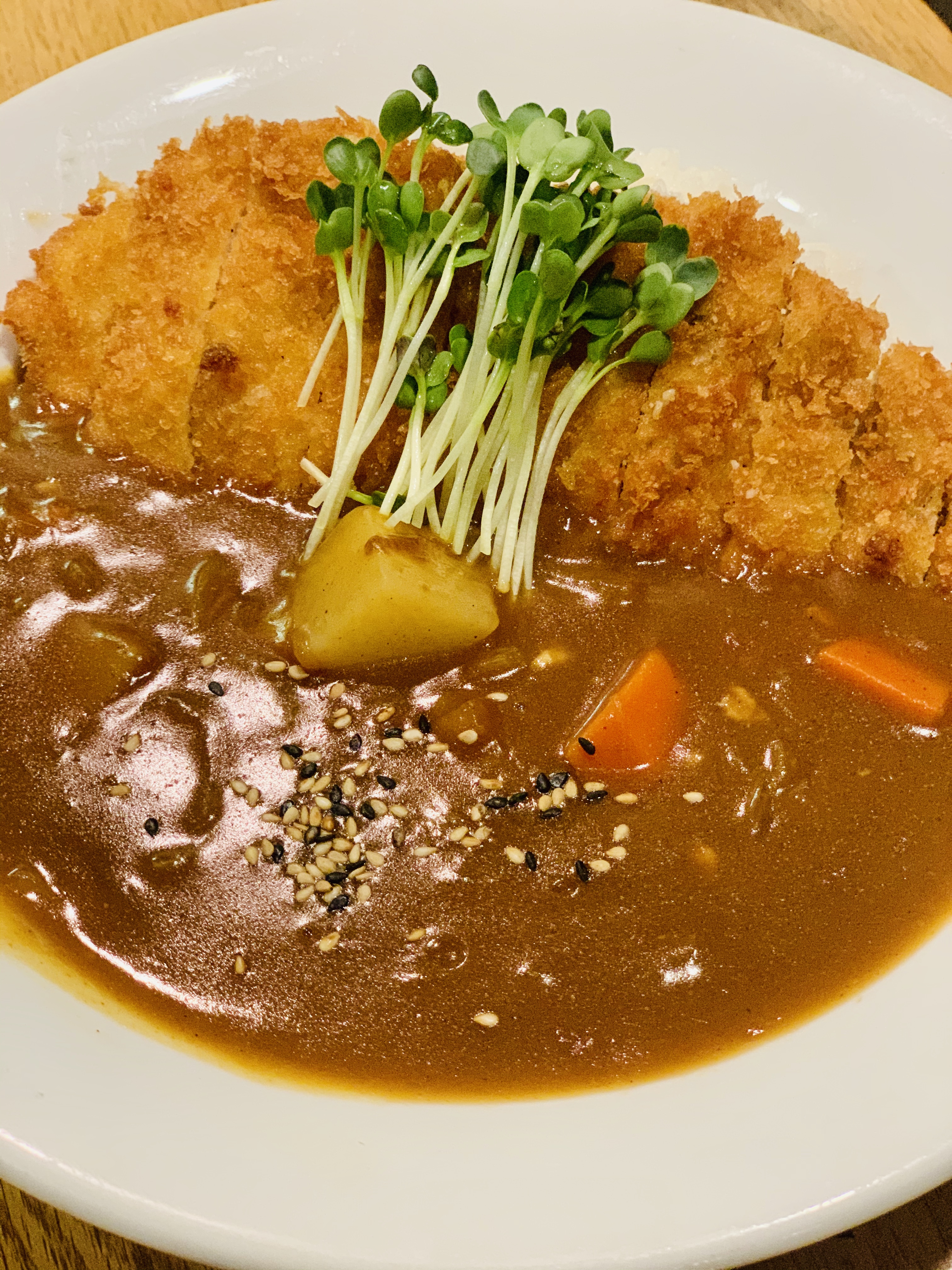 Order Don Katsu with Curry food online from Sakana Japanese Sushi & Grill store, La Canada Flintridge on bringmethat.com