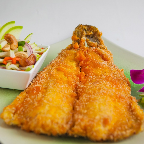 Order Crispy Trout with Apple Salad food online from Siam chan thai cuisine store, Los Angeles on bringmethat.com