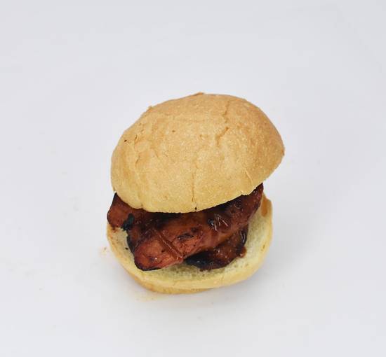 Order Hot Link Slider food online from Brothers BBQ store, Broomfield on bringmethat.com