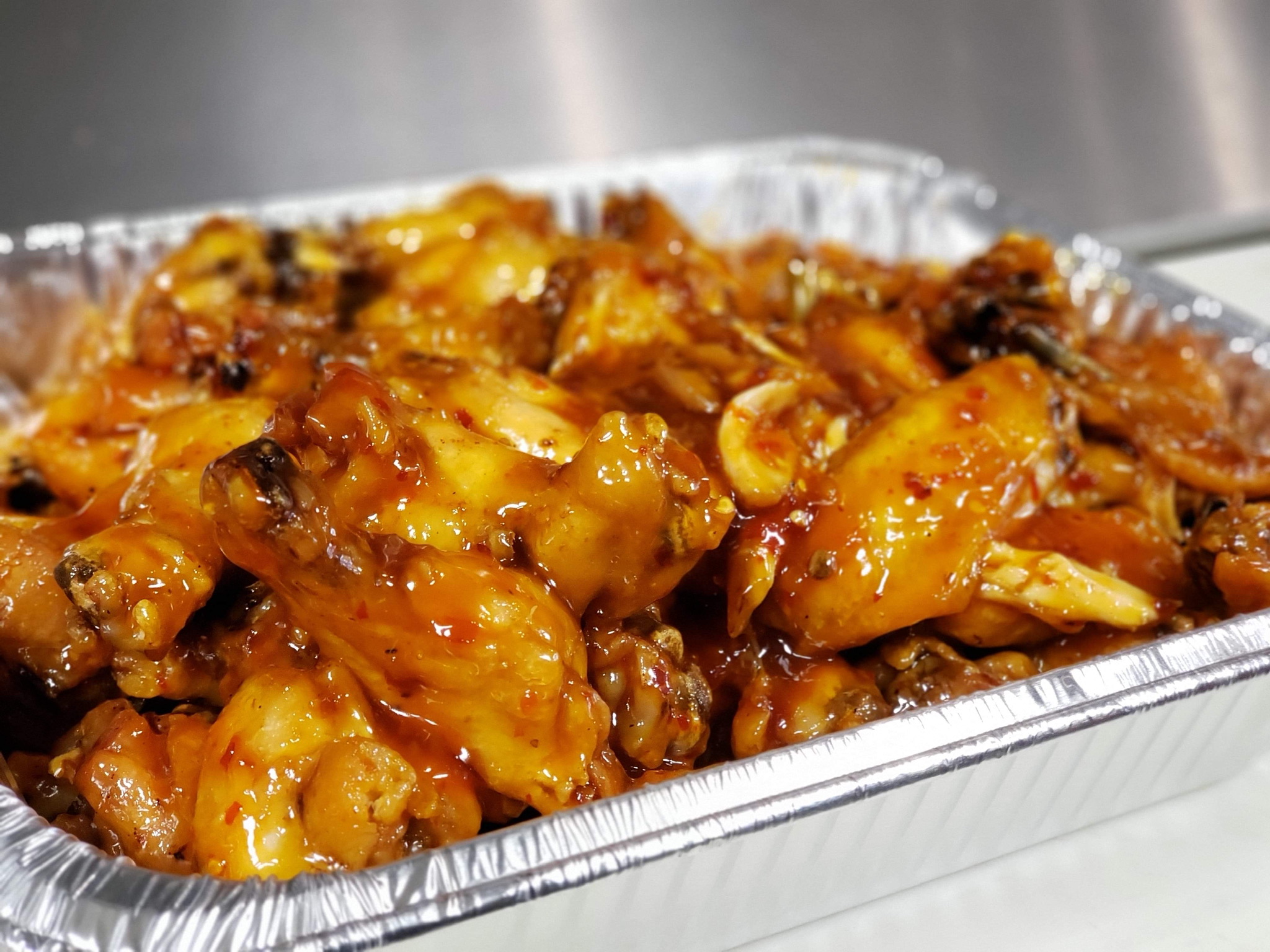 Order Traditional Wings food online from Angelo's Brick Oven Pizza store, Martinsburg on bringmethat.com