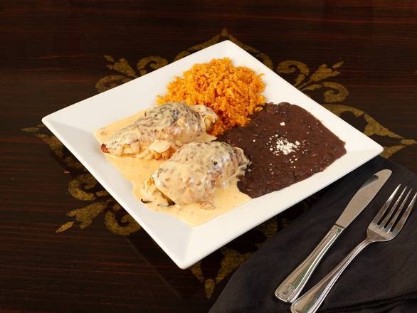 Order Pollo Cancun food online from Mi Lindo Cancun Grill store, Annapolis on bringmethat.com