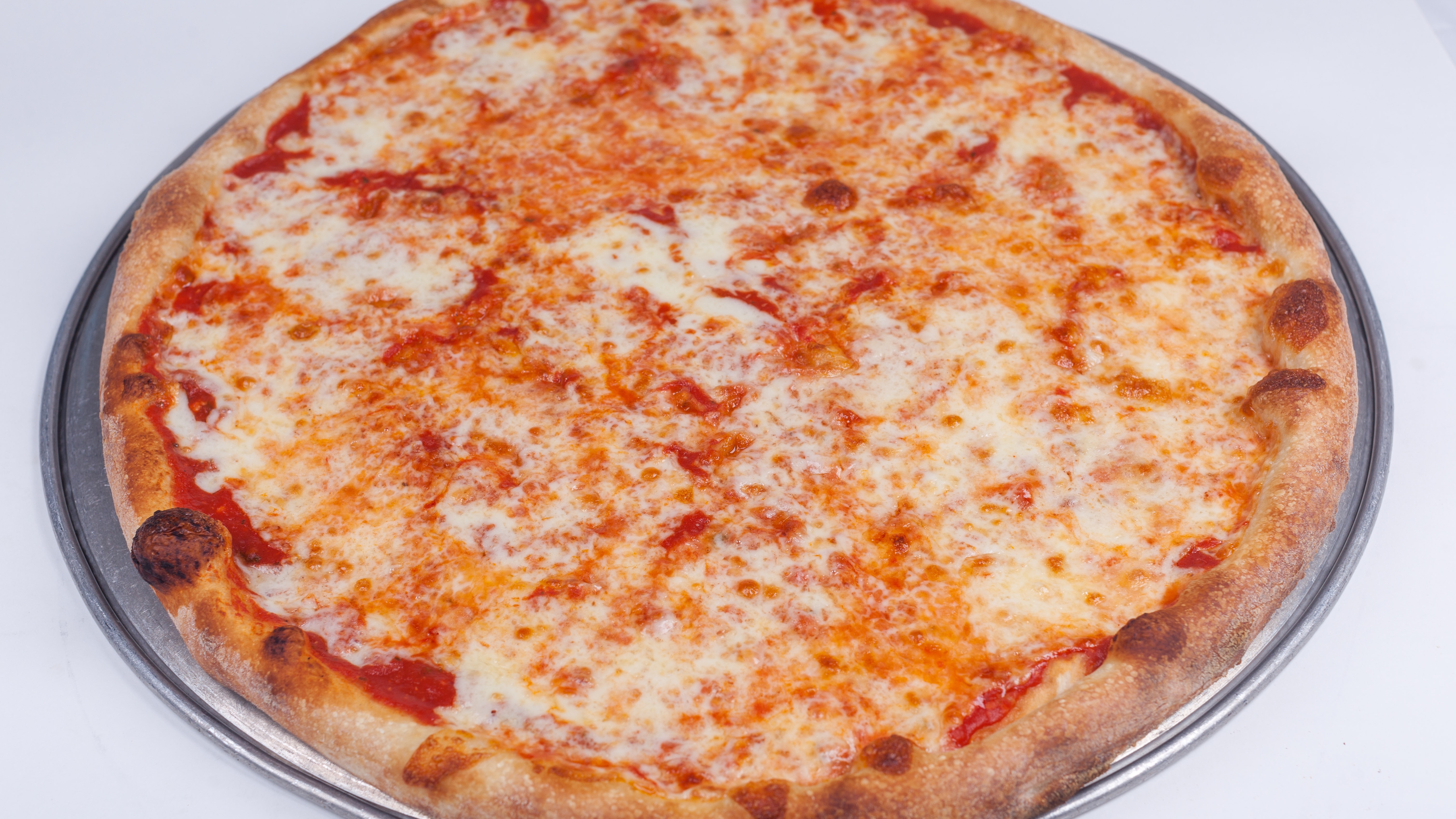 Order Neapolitan Pie food online from Umberto's Pizzeria store, New Hyde Park on bringmethat.com