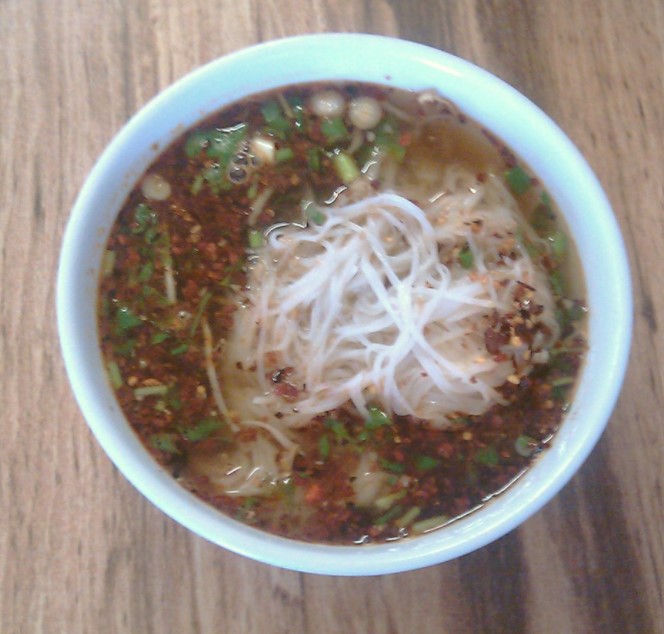 Order Seafood Noodle Soup food online from Happy Bowl Thai Restaurant store, Fort Worth on bringmethat.com