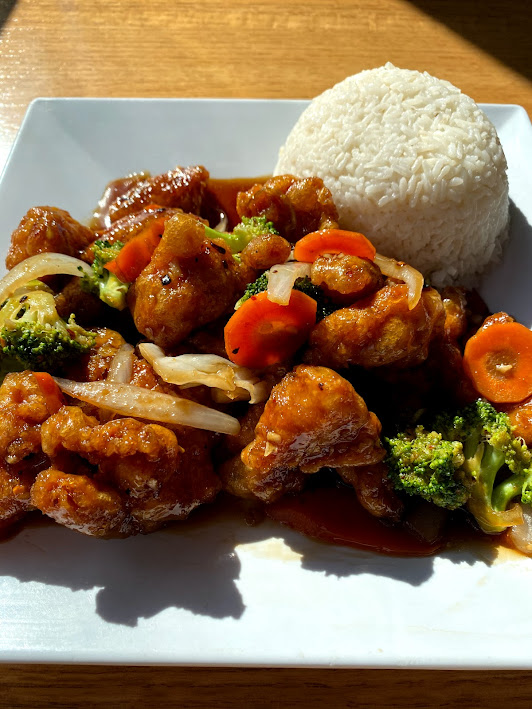 Order General Tsao Chicken food online from Lotus Restaurant store, Maple Grove on bringmethat.com