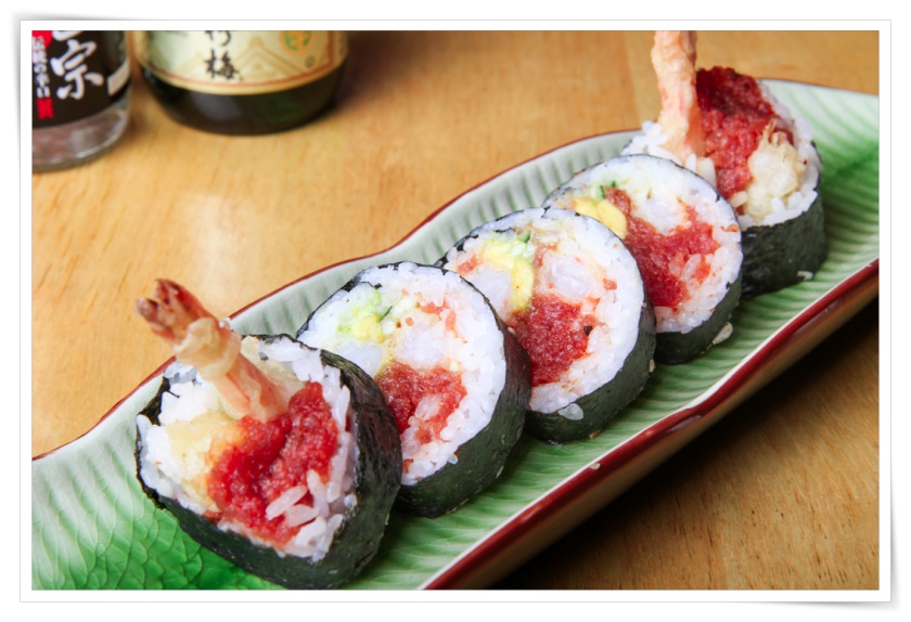 Order Rose Roll food online from Sekai Sushi store, Mesa on bringmethat.com