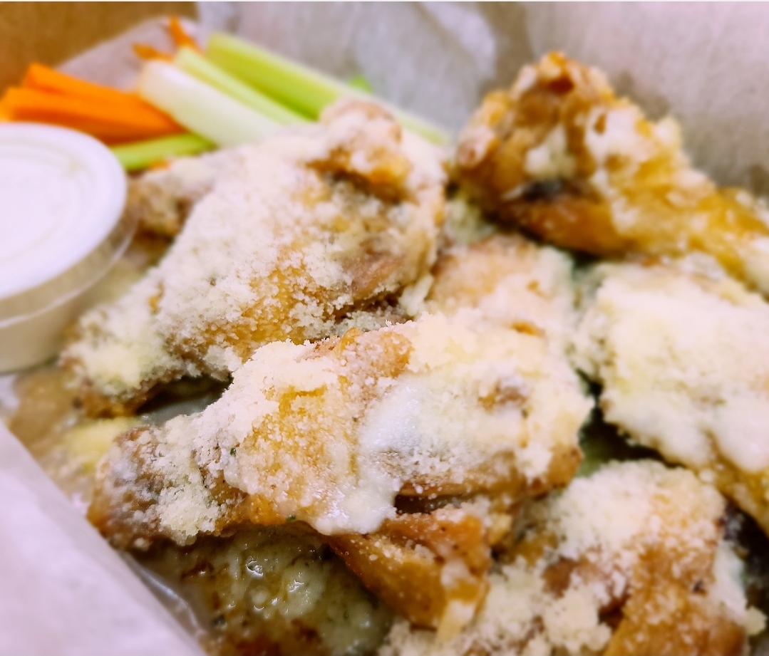 Order Garlic-Parm Wings food online from Jay's Pizza & Eats store, Stony Point on bringmethat.com