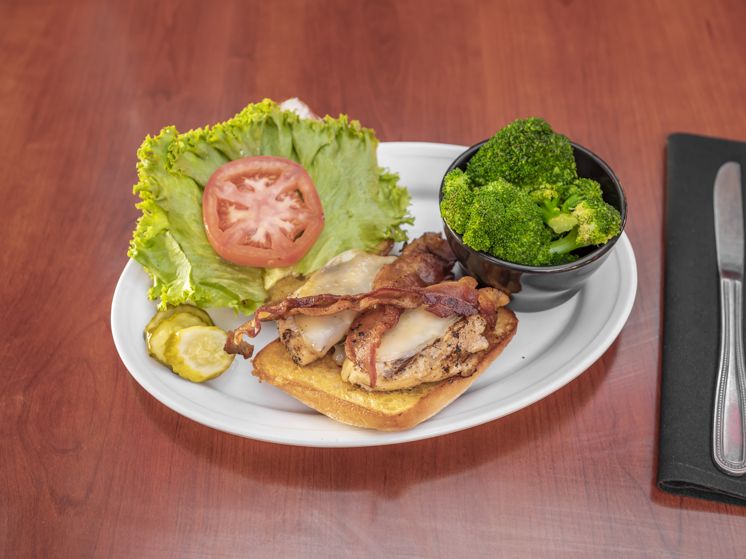 Order Grilled Chicken Sandwich food online from Firehouse Bar & Grill store, St. Louis on bringmethat.com