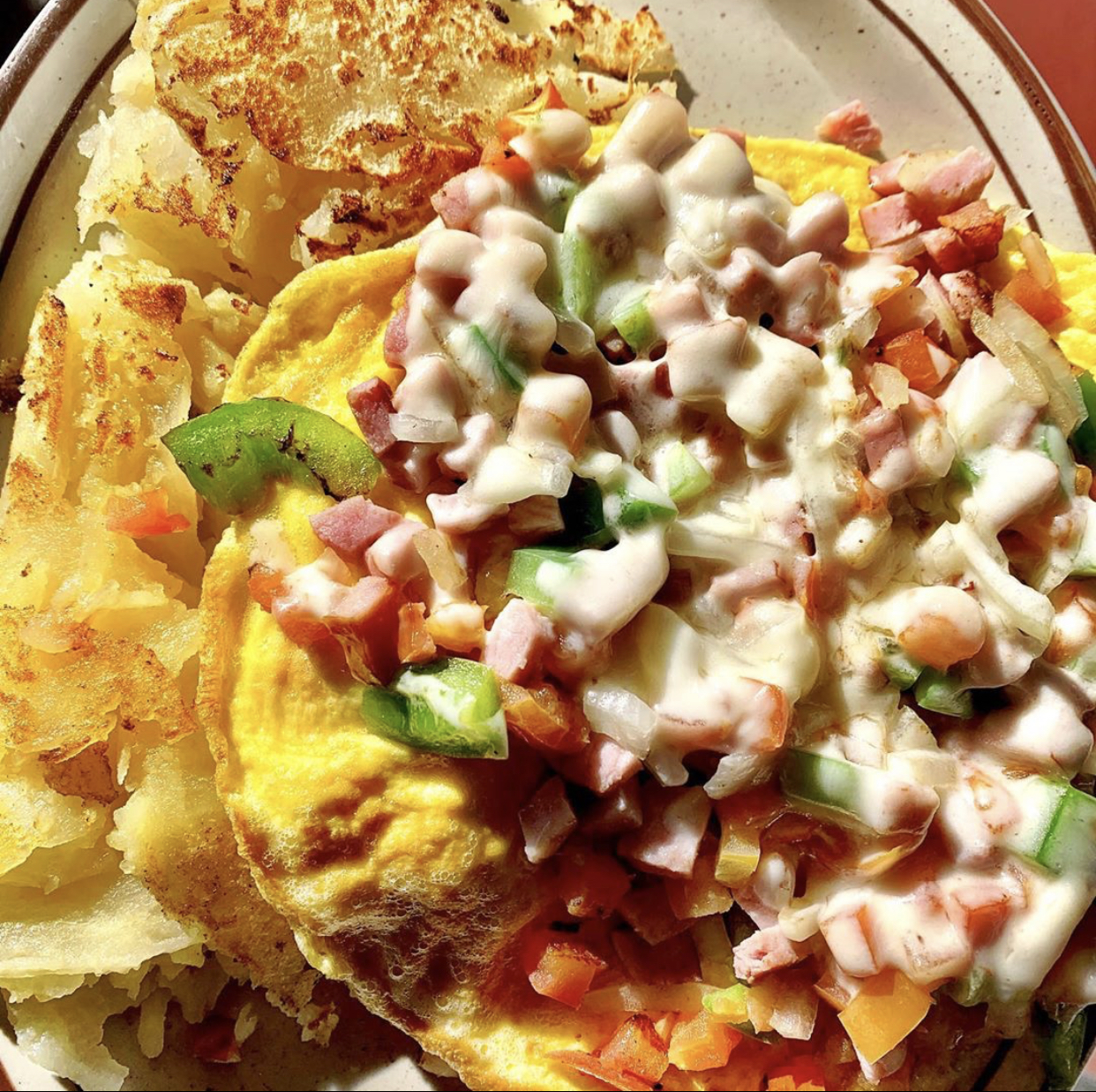 Order Chef's Special Omelet food online from Eat'n Park store, Burbank on bringmethat.com