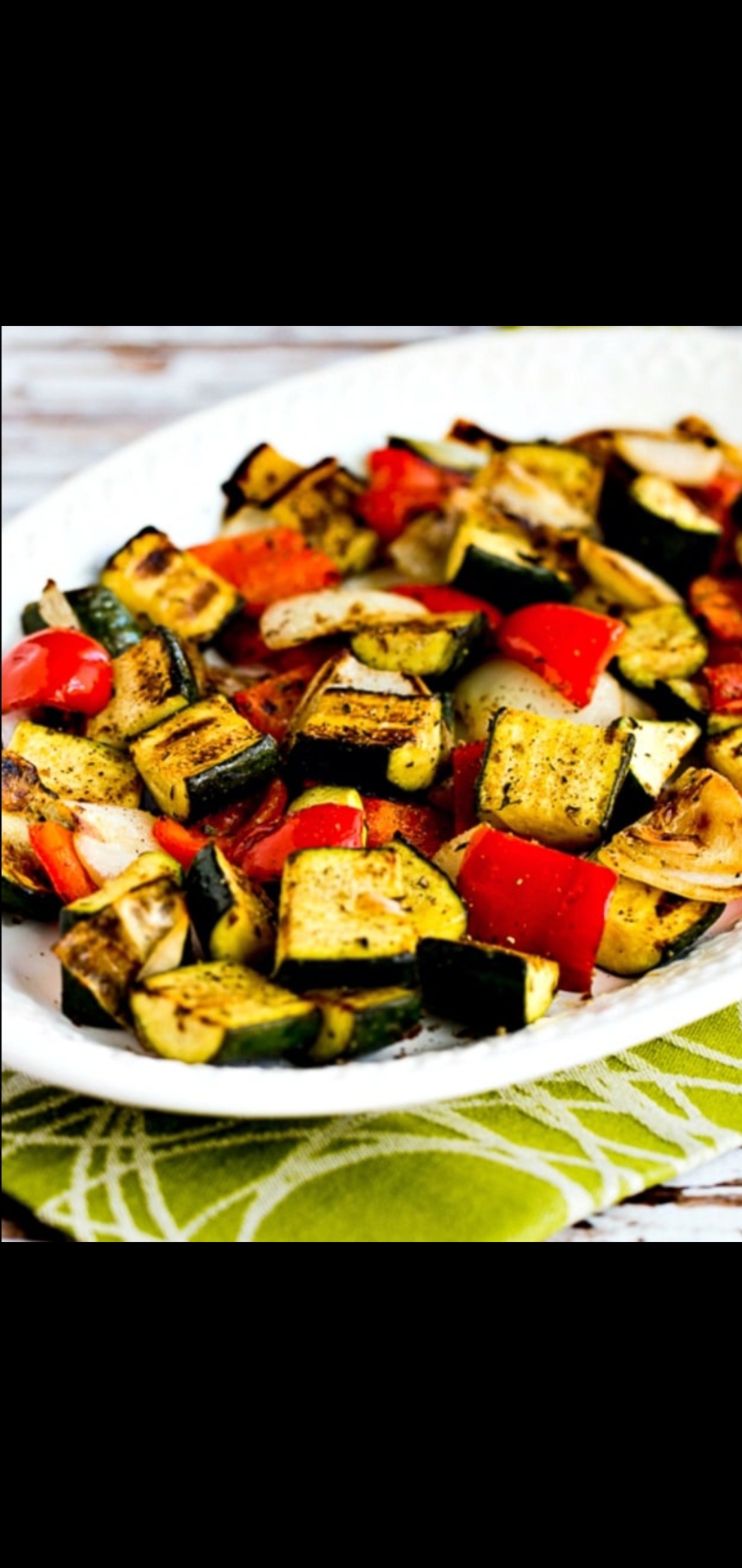 Order Grilled Mixed Vegetables (side order) food online from American Gourmet Foods Deli store, New York on bringmethat.com