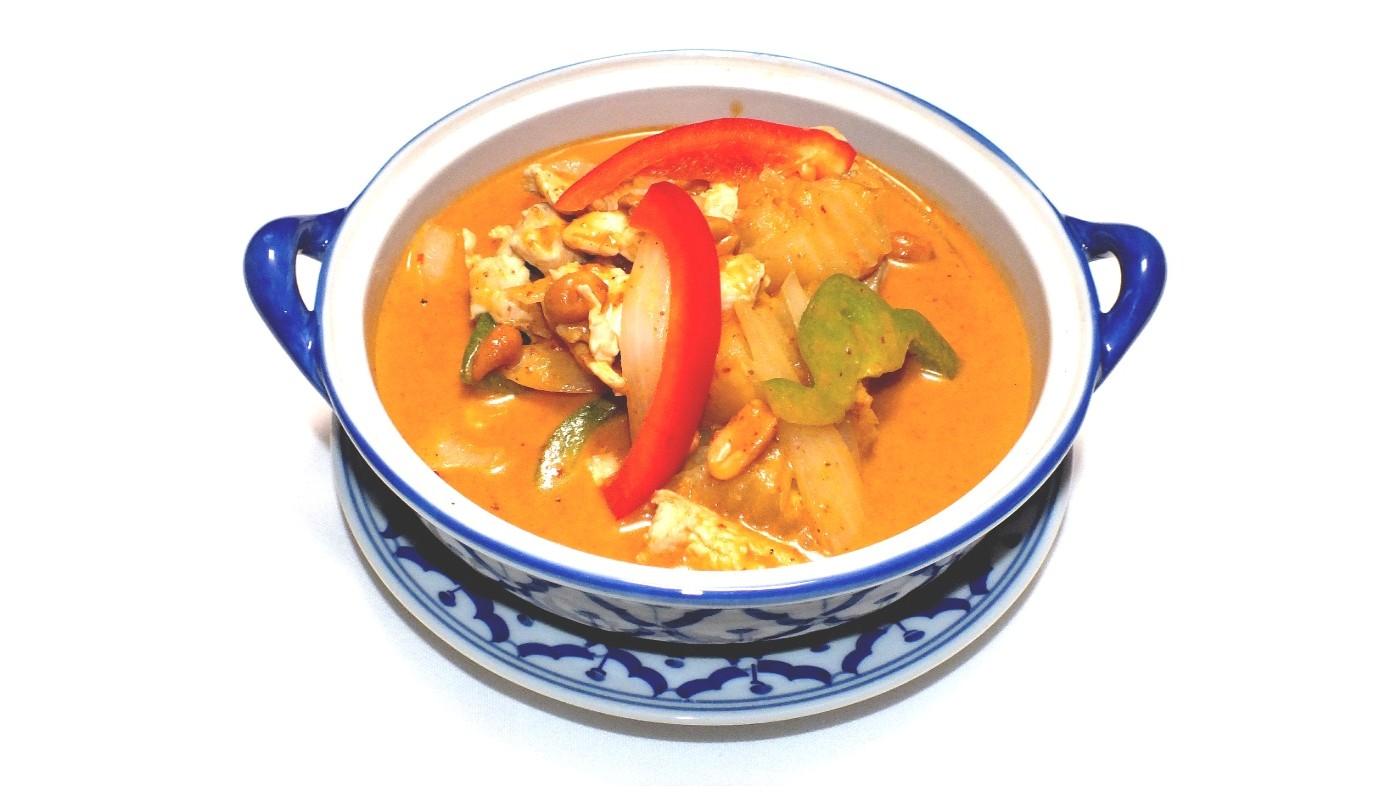 Order C4. Massamun Curry food online from Ruang Thai Restaurant store, Plano on bringmethat.com