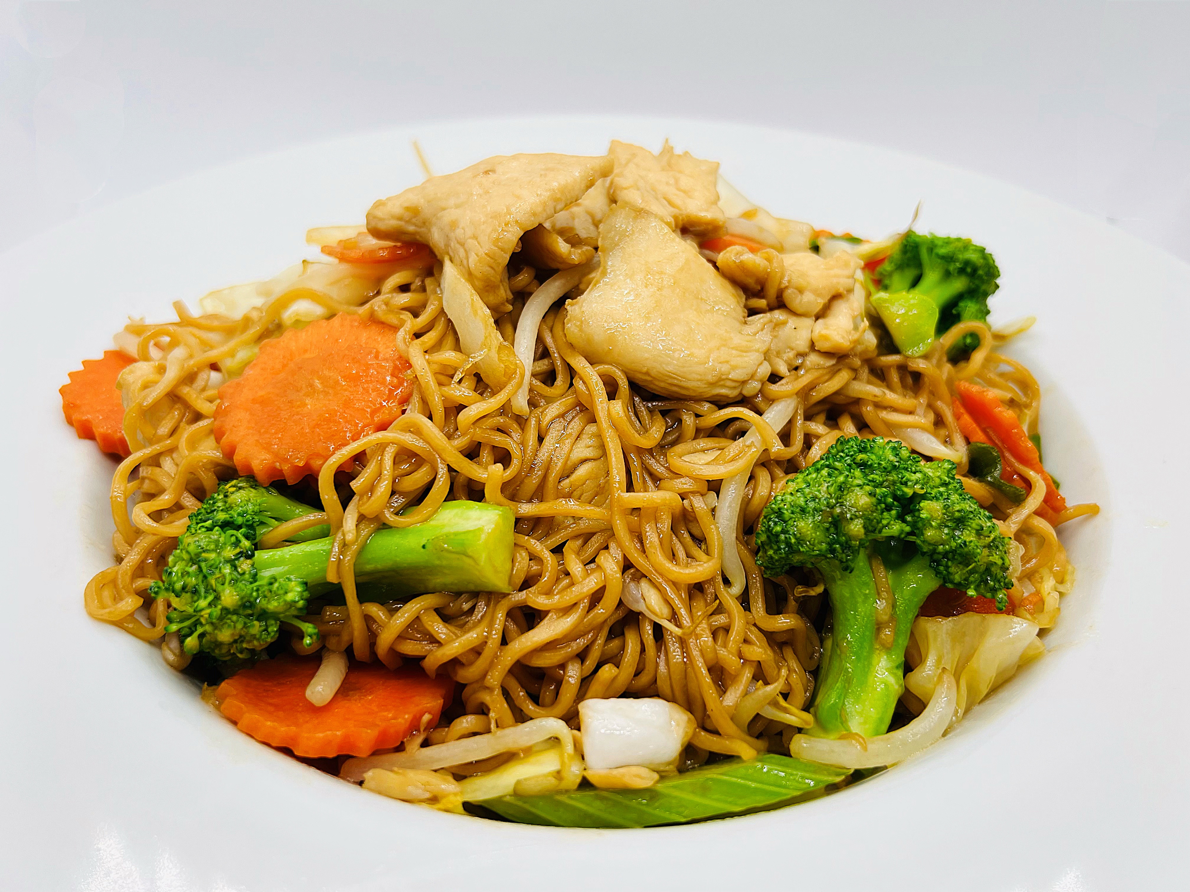 Order Chow Mein food online from Thai Noodle King store, Bellflower on bringmethat.com