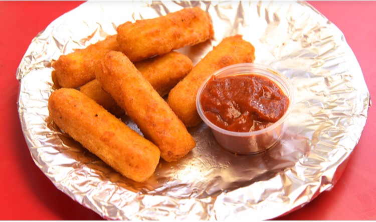 Order Mozzarella Sticks with Sauce food online from Eagle Pizzeria store, Rochester on bringmethat.com