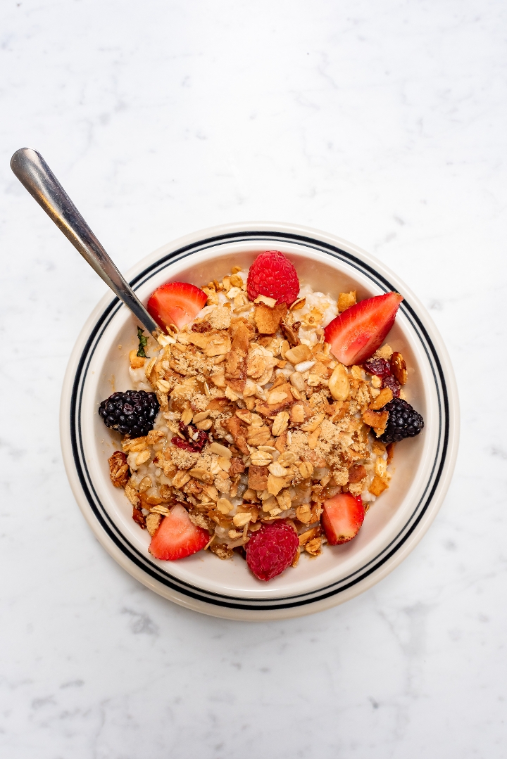 Order Crunchy Berry Oatmeal food online from Goddess And The Baker store, Chicago on bringmethat.com