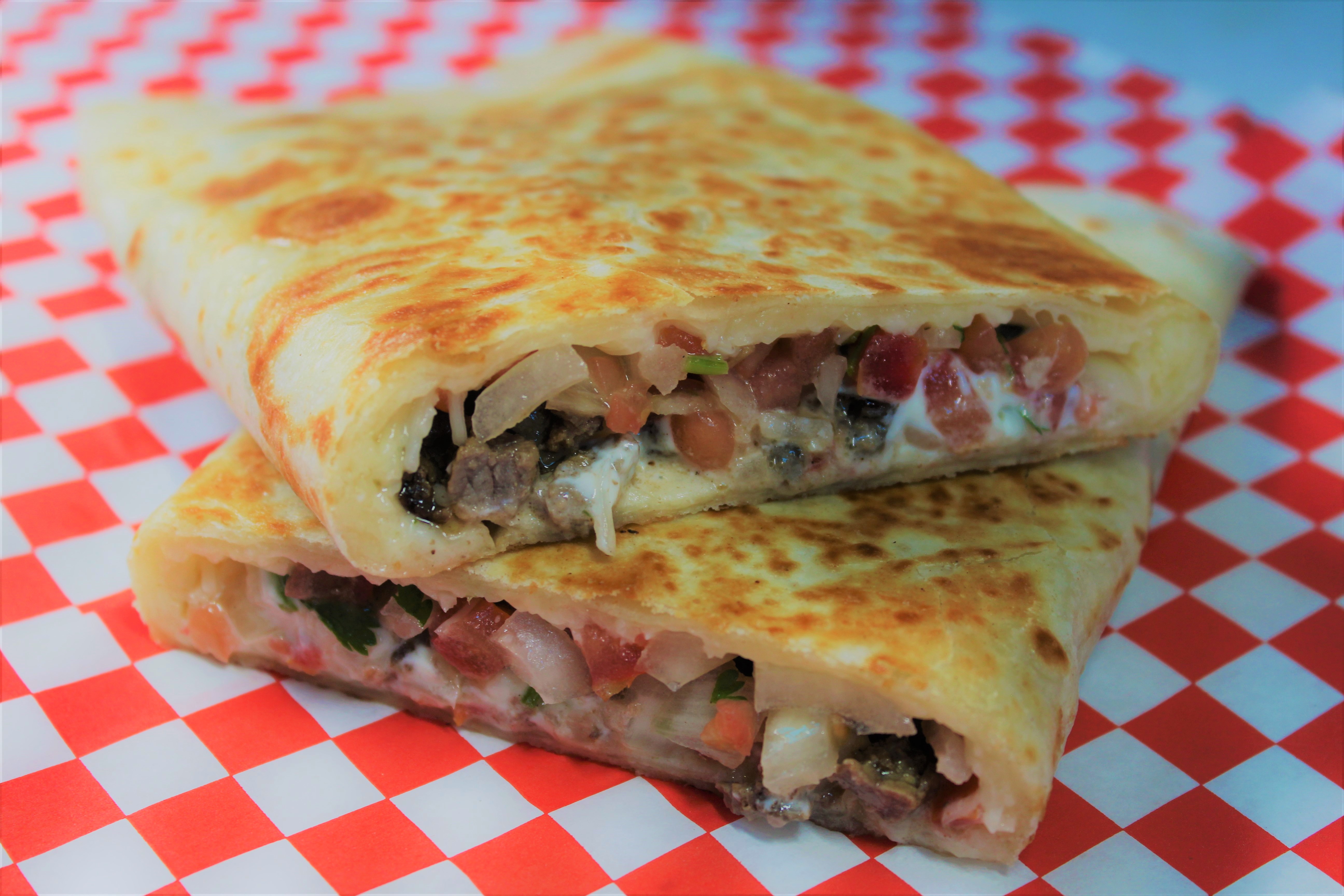 Order Flour Quesadilla with Meat food online from El Alambre store, San Francisco on bringmethat.com