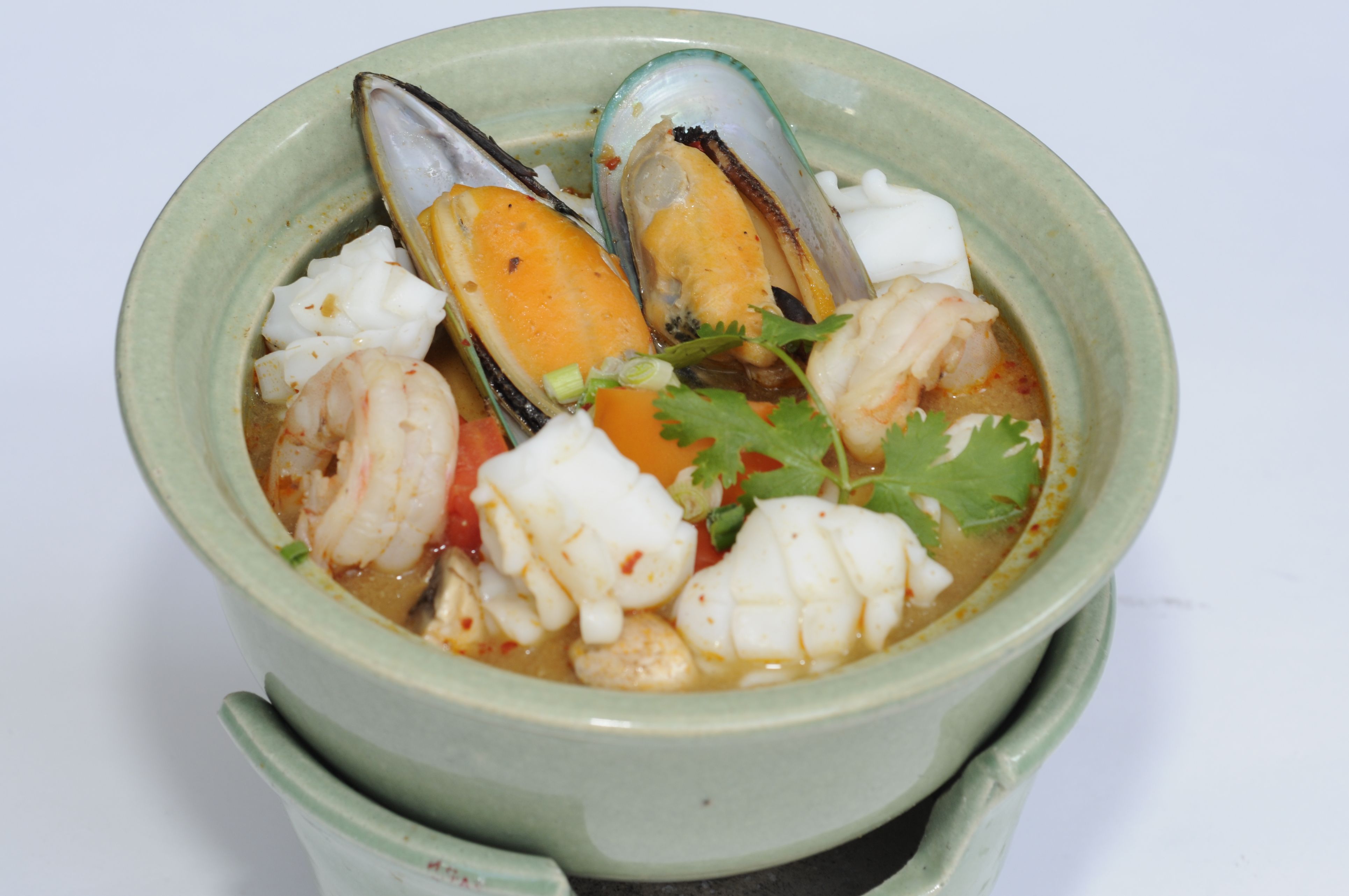 Order 29. Tom Yum Soup food online from Thai Chef 2 store, San Francisco on bringmethat.com