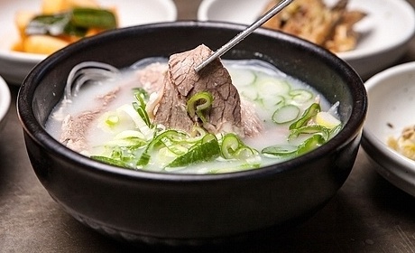 Order 13. Seol-leong-tang(설렁탕) food online from Banpojung store, Chicago on bringmethat.com