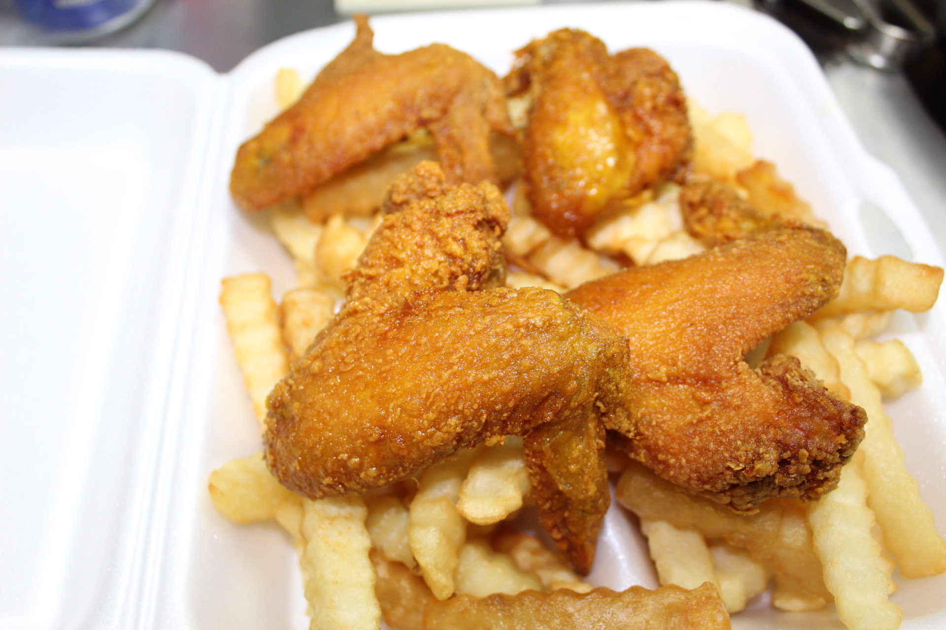Order A3. Fried Chicken Wings with French Fries food online from Yummy Taco store, Inwood on bringmethat.com