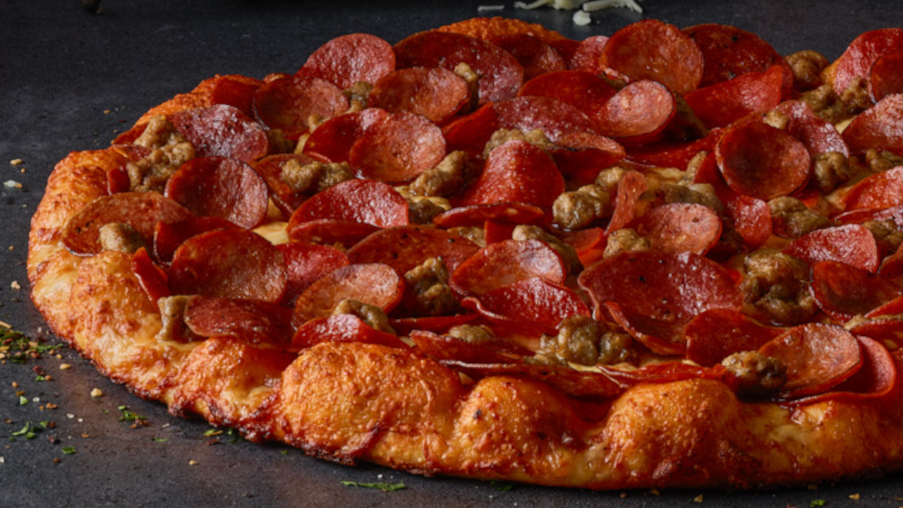 Order Montague's All Meat Marvel Pizza food online from Round Table Pizza store, San Jose on bringmethat.com
