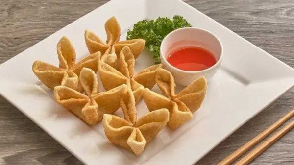 Order Cheese Wontons food online from Twin Dragon Restaurant store, Los Angeles on bringmethat.com