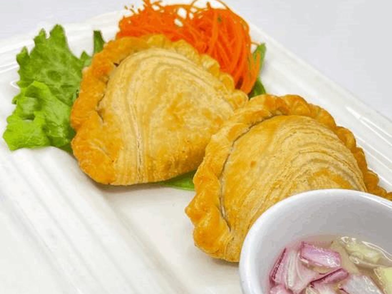 Order Curry Puff Chicken food online from Rod Dee Thai store, Baltimore on bringmethat.com