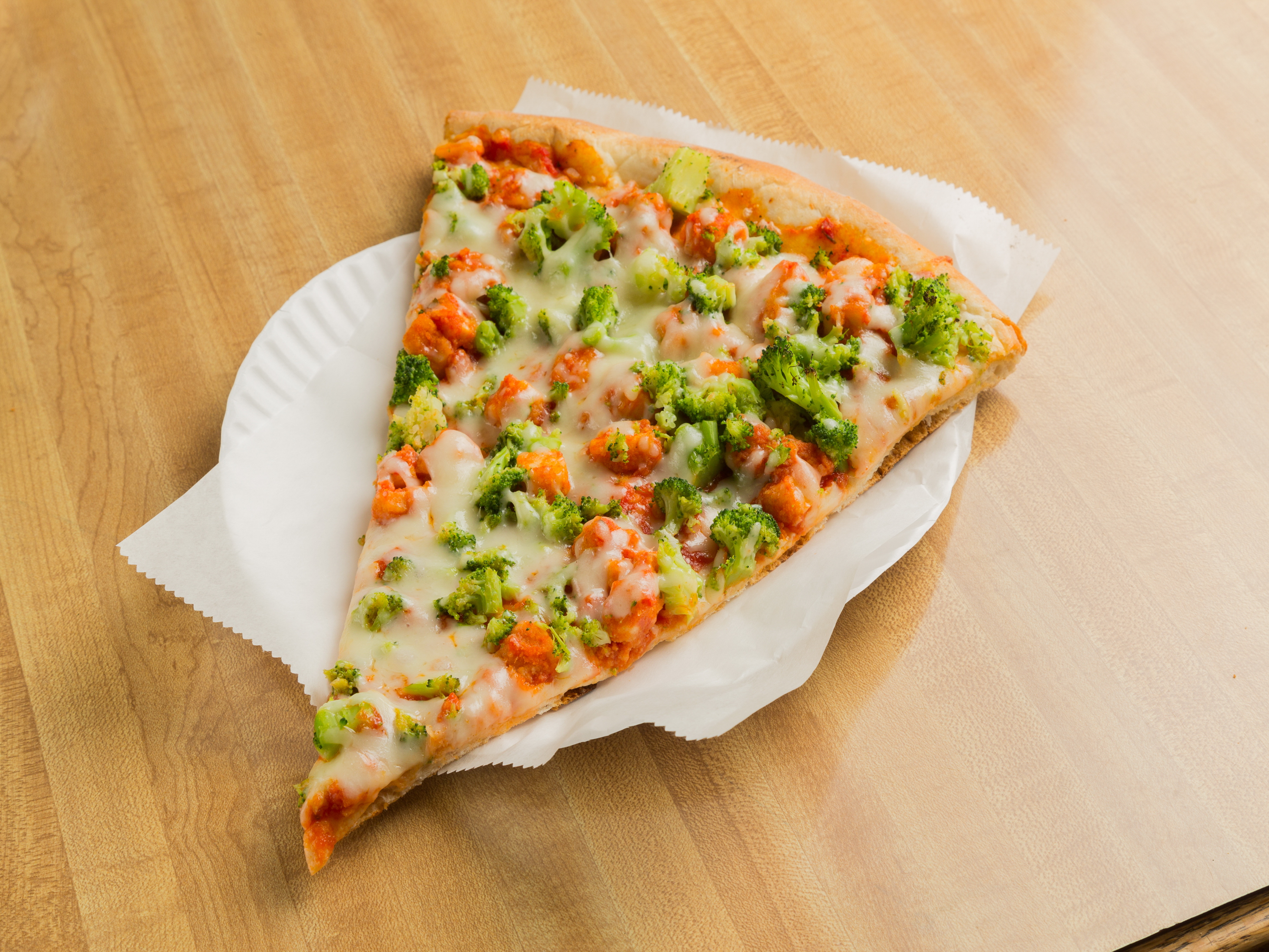 Order Chicken Broccoli Pizza food online from Monte Pizza store, Bronx on bringmethat.com