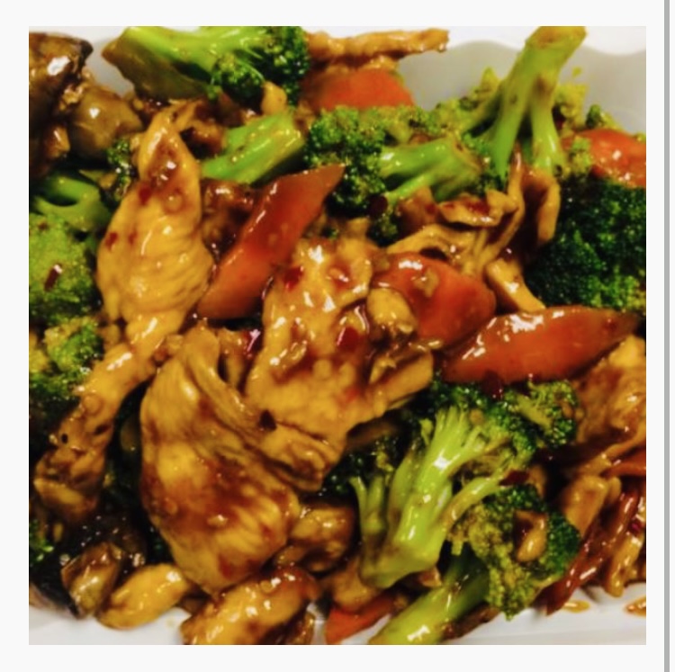 Order C7. Hunan Chicken food online from Tea House store, Charlottesville on bringmethat.com