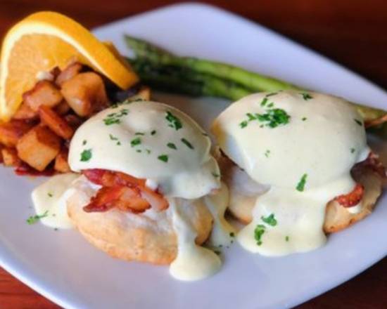 Order Bacon Eggs Benedict food online from Sedona Taphouse store, Midlothian on bringmethat.com