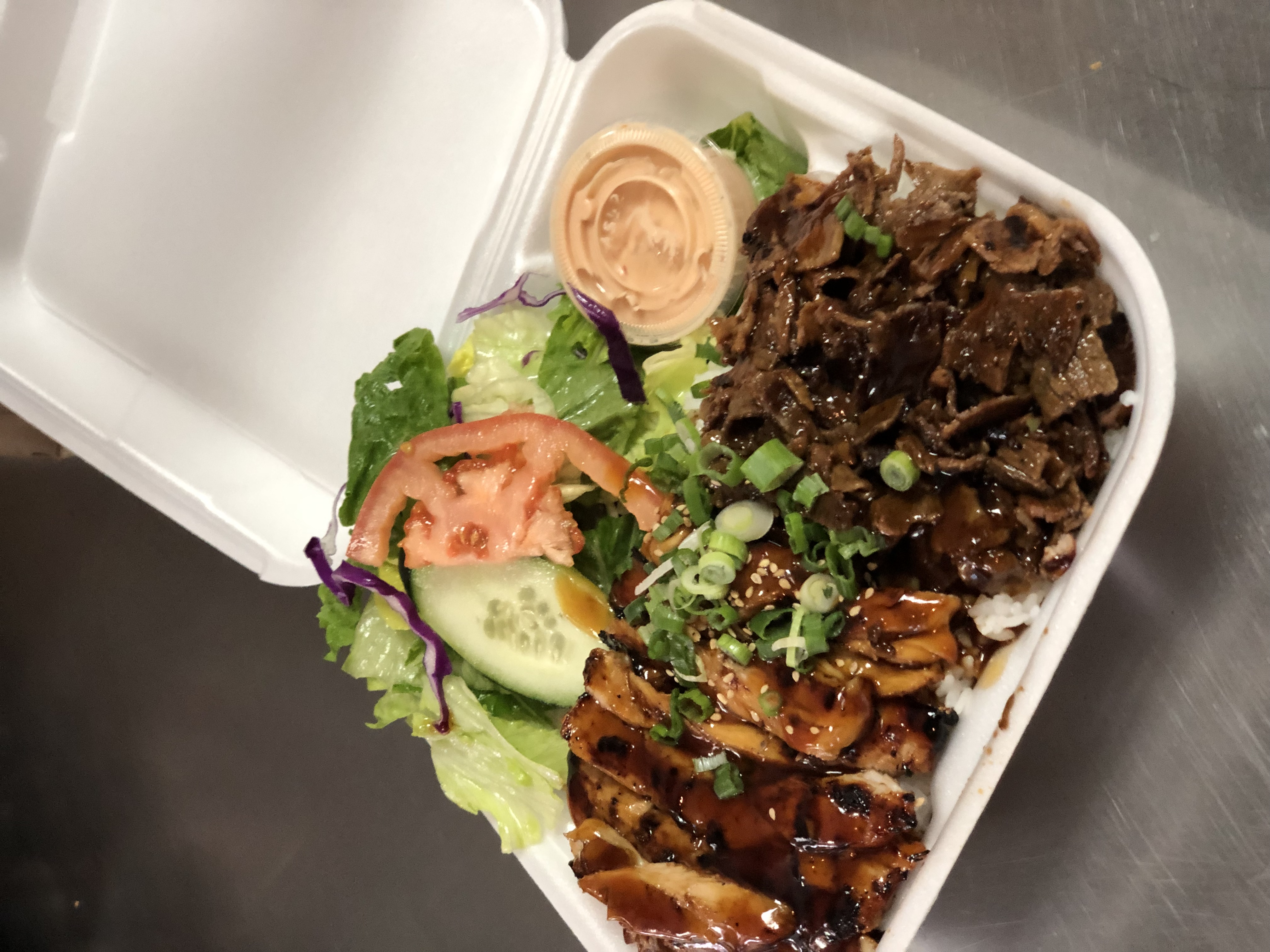 Order 4. Beef and Chicken Combo Plate food online from Teriyaki House Grill store, Bellflower on bringmethat.com